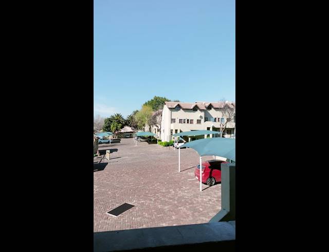 2 BEDROOM TOWNHOUSE FOR SALE IN FERNDALE